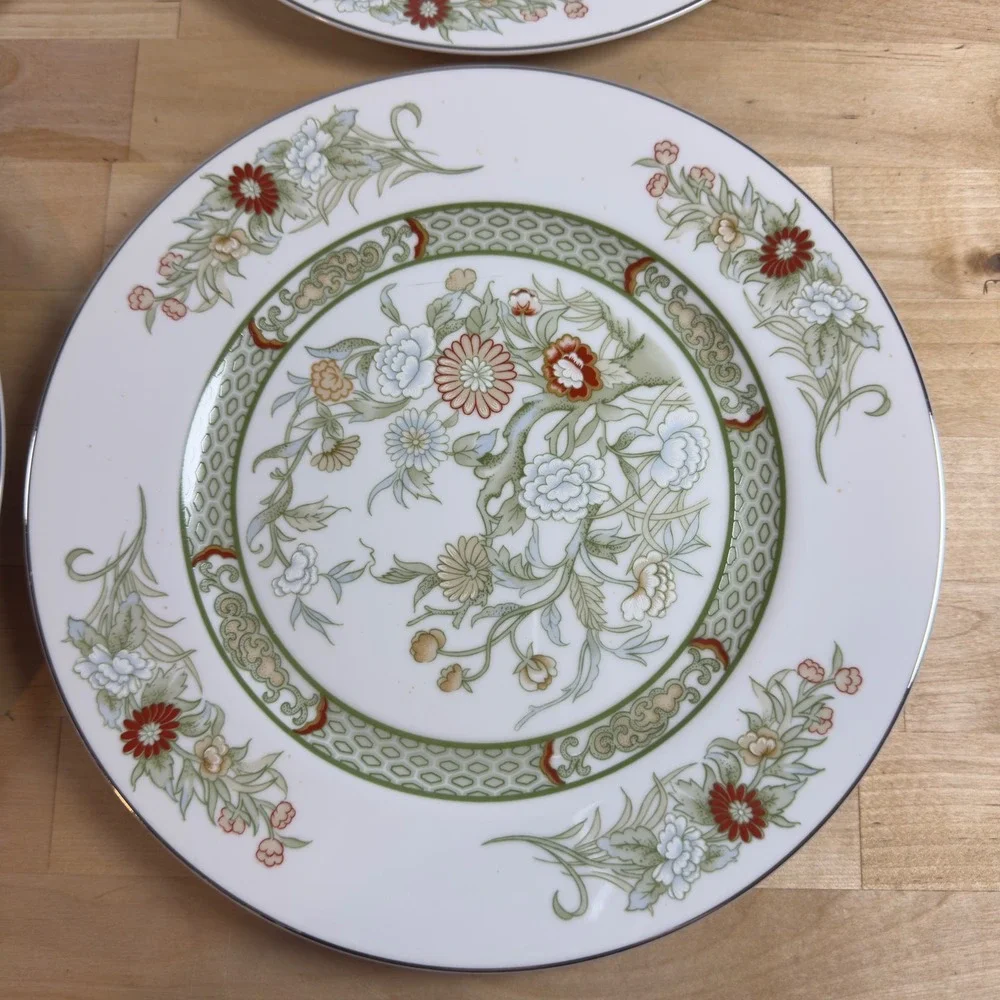Mikasa Kabuki L9011 Fine China Dinner Plates Set of 4 Floral Chinoiserie 10.75